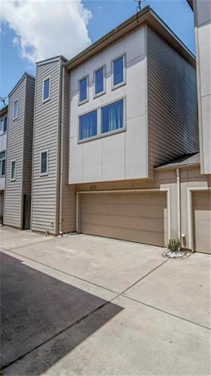 Building Photo - 5313 Avenue J