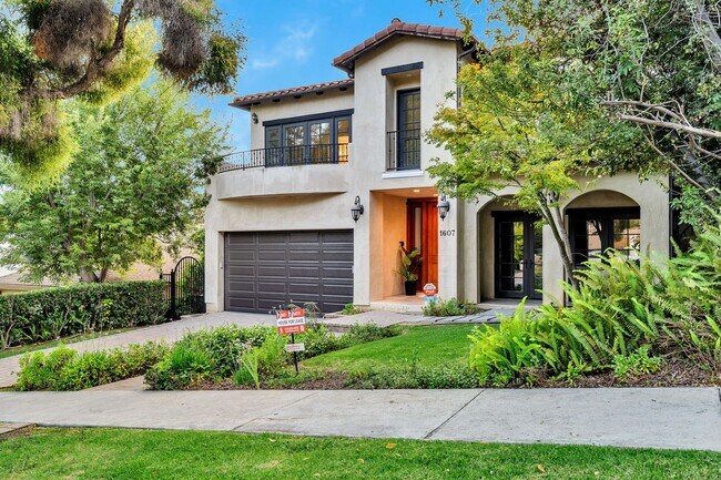 Foto del edificio - GORGEOUS 7 BED 6.5 BATH FOR LEASE IN BEVER...