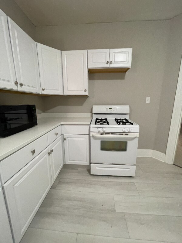 Foto del edificio - 170 Woolper Ave