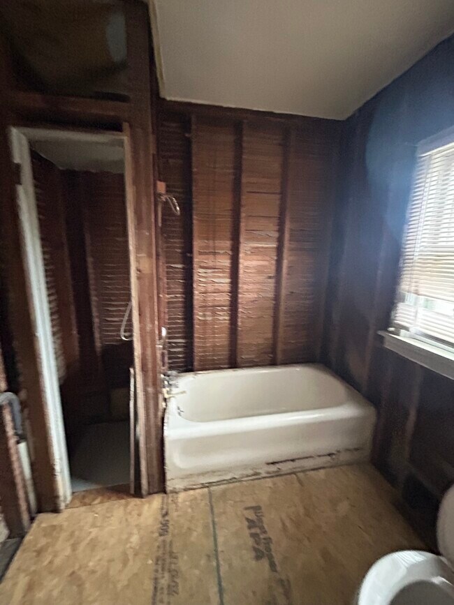 Foto del edificio - 5515 Alcott Ave