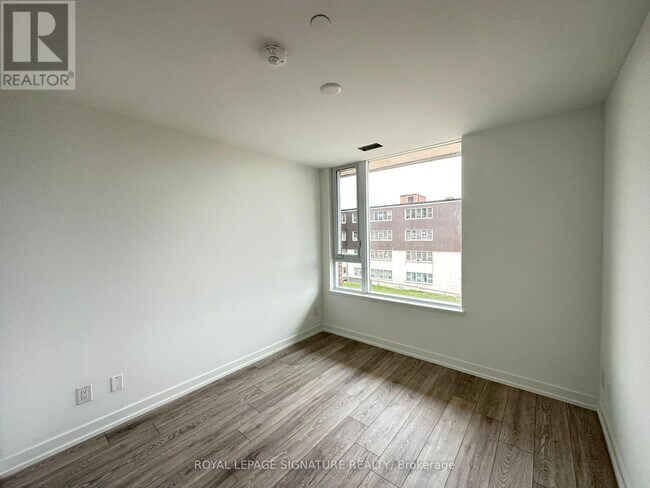 Building Photo - 11-211 Maryport Ave