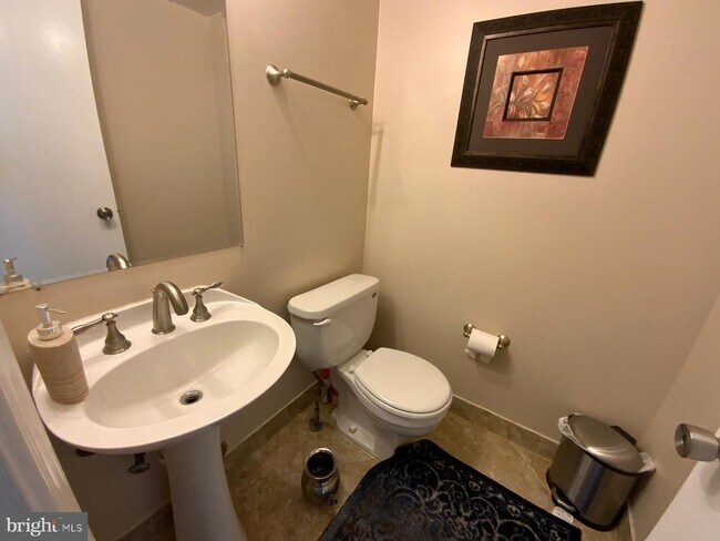 Building Photo - 1040 Trevino Ln