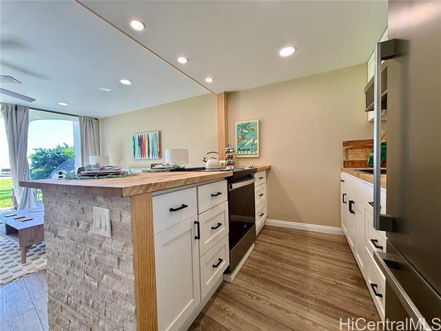 Building Photo - 87-561-561 Farrington Hwy