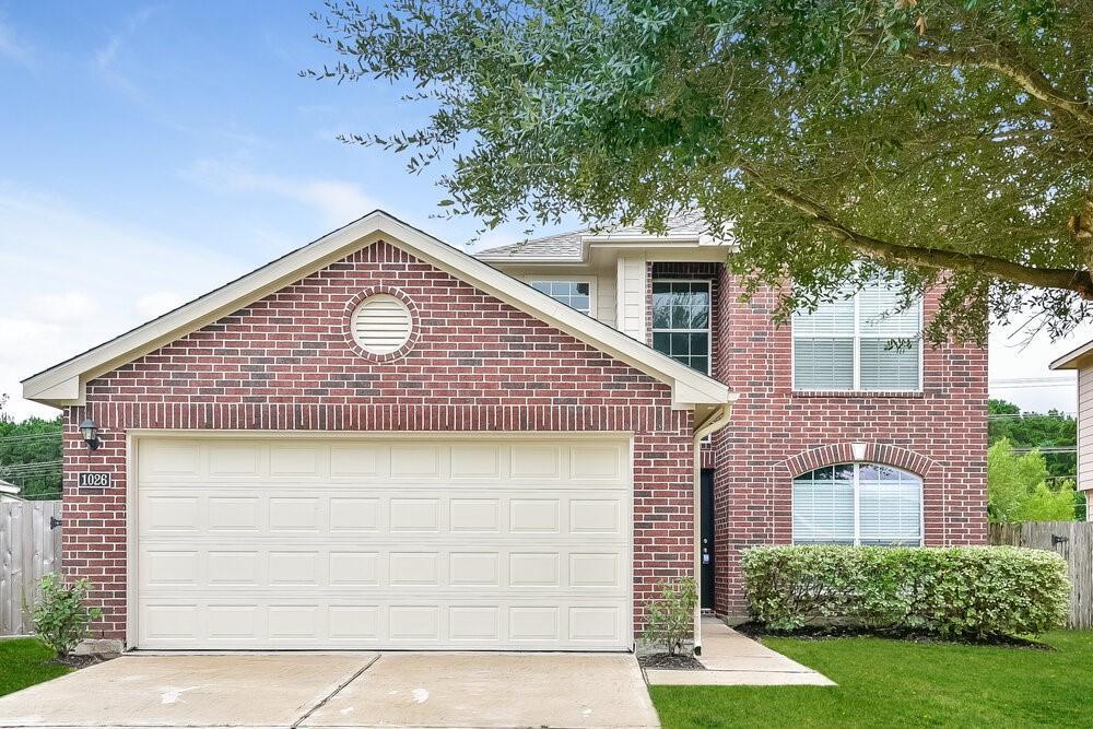 Foto principal - 1026 Lancaster Lake Dr