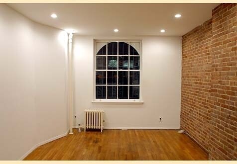 Foto del edificio - 224 E 96th St