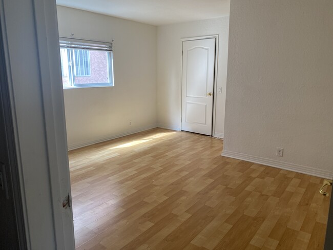 Downstairs Bedroom - 6833 Woodman Ave