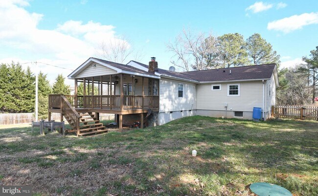 Building Photo - 31182 Catharpin Rd