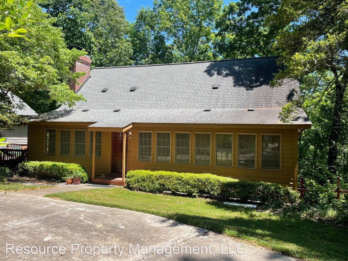 Primary Photo - 4 br, 3 bath House - 9125 Ponderosa Trail