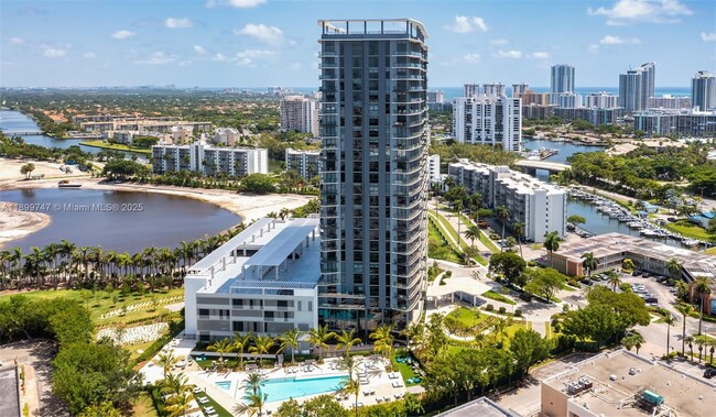 Foto del edificio - 101 Diplomat Pkwy