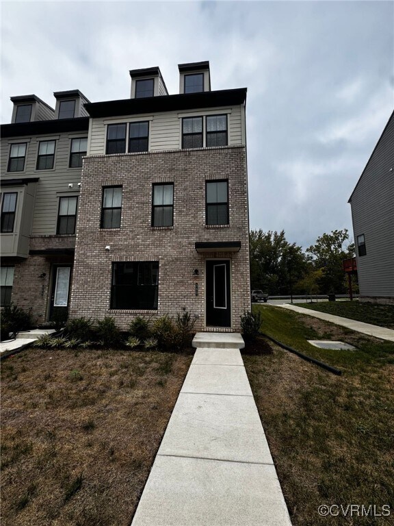 Foto principal - 588 Hazel Dr