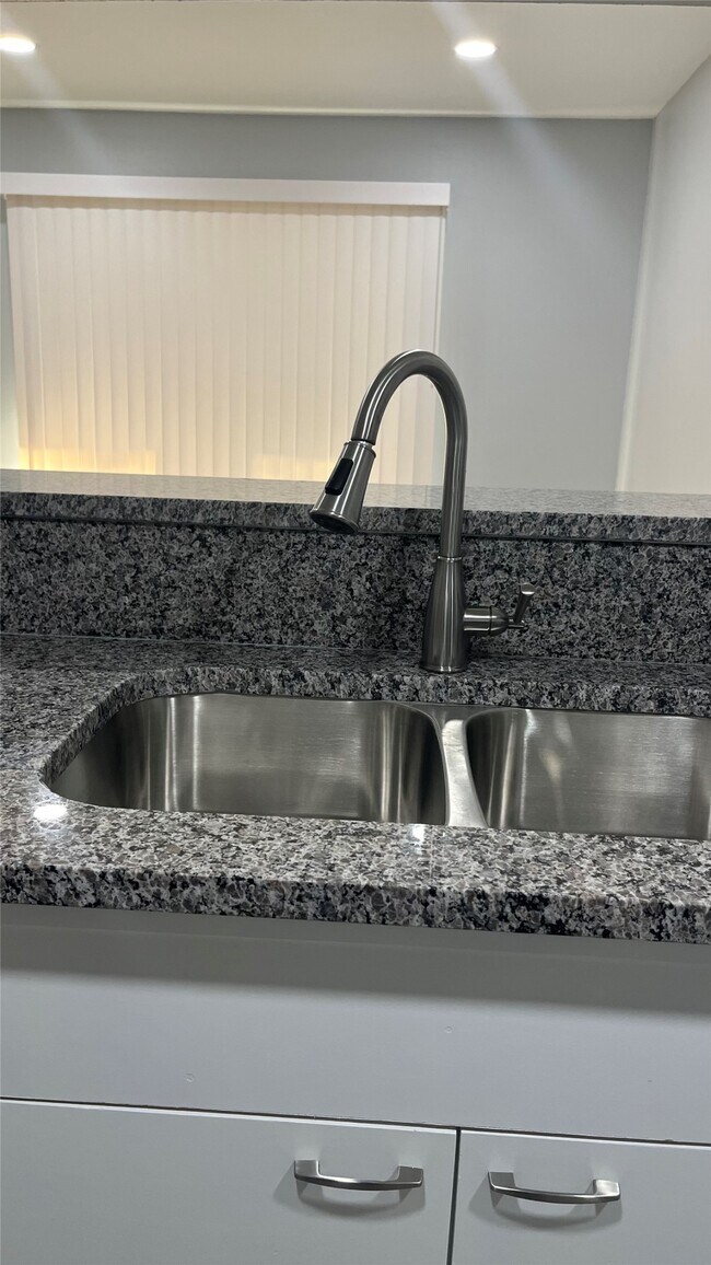 Foto del edificio - 12633 Memorial Dr