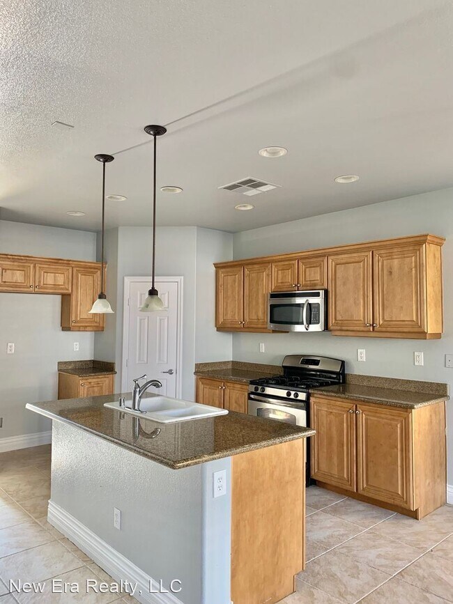 Foto del edificio - 4 br, 3.5 bath House - 54 BROKEN PUTTER CT