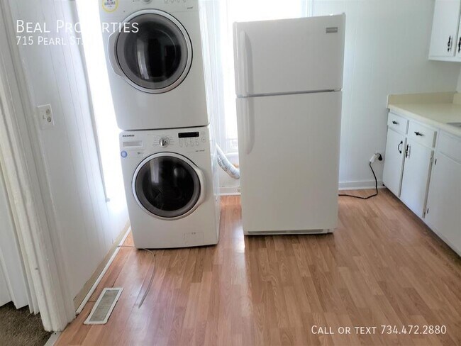 Foto del edificio - 715 Pearl St