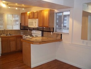 Building Photo - 765 30th St