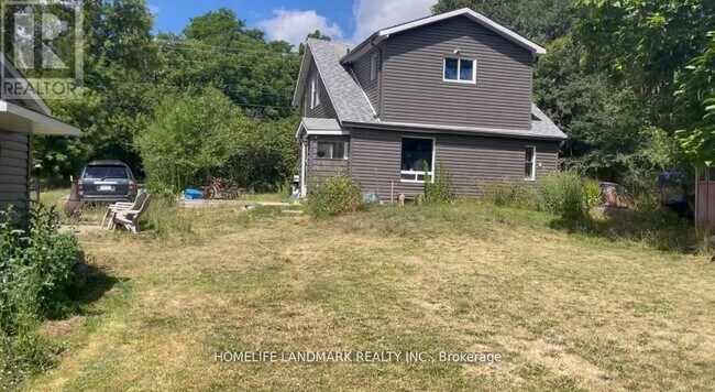 Photo du bâtiment - 1355 County Rd 45