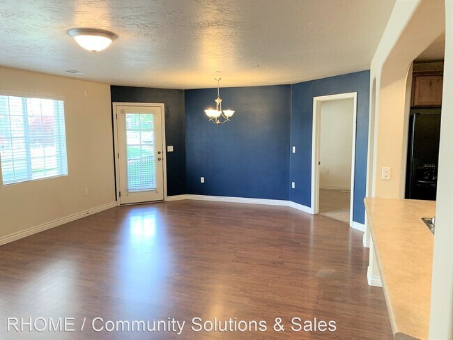 Building Photo - 3 br, 2 bath House - 123 N. 1120 W. #104