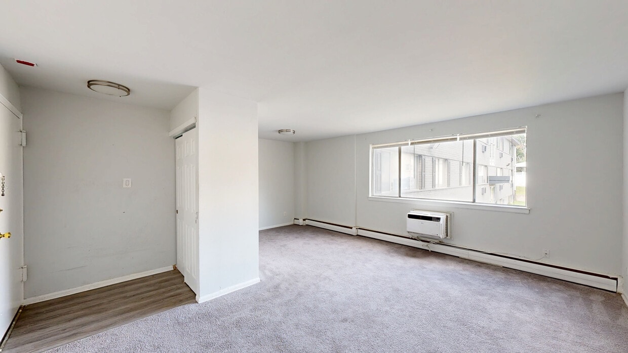 Photo - Longshore Apartments
