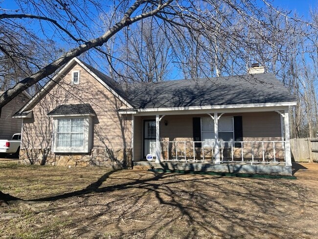 Photo - 4738 Crestfield Rd House