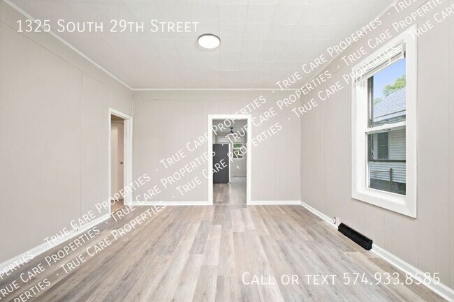 Foto del edificio - 1325 S 29th St