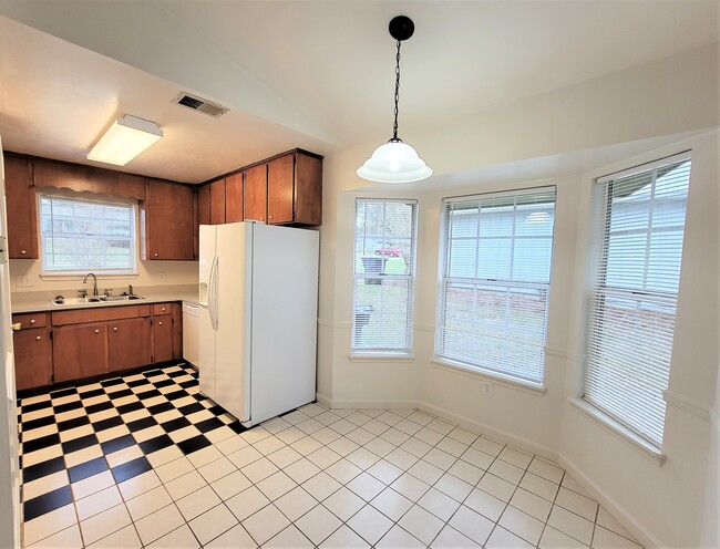 Building Photo - 178 Dawn Lauren Ln