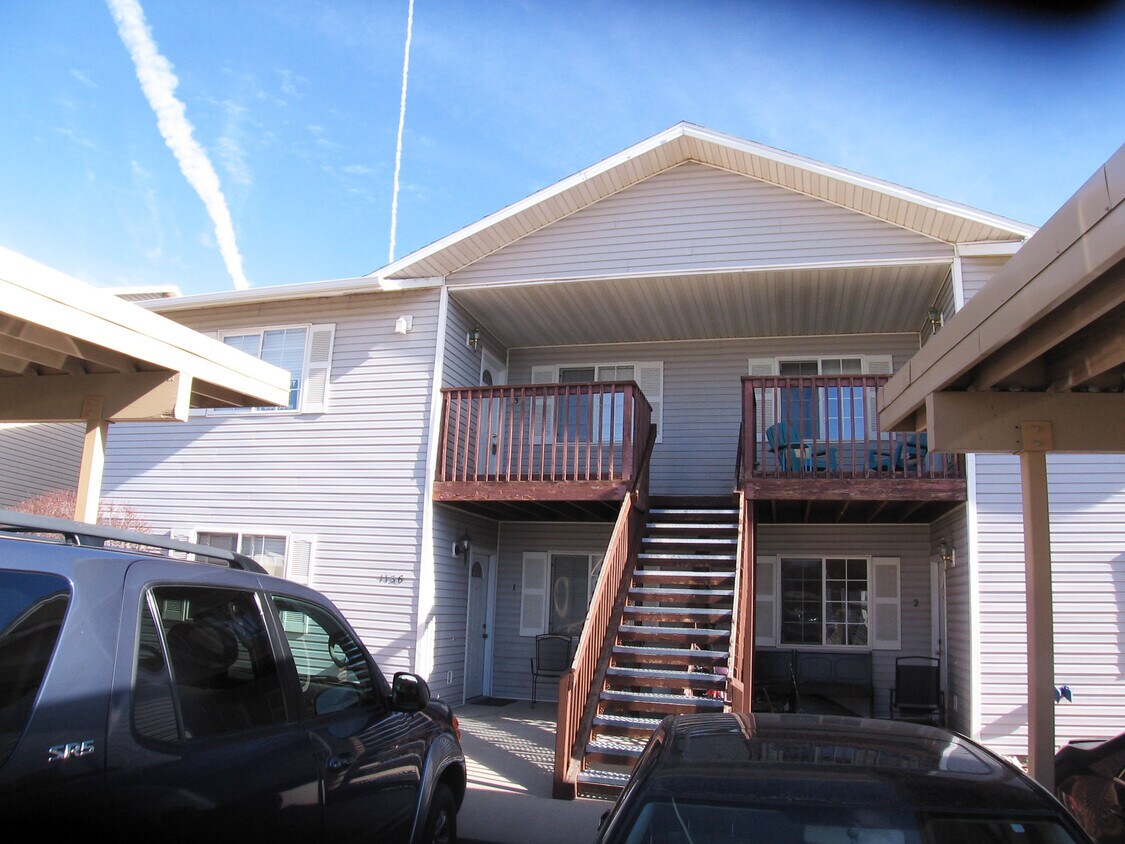Primary Photo - 1156 E Carolina Ave