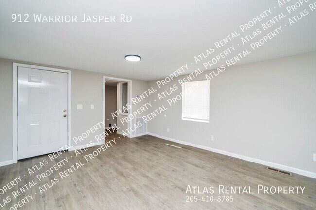 Foto del edificio - 912 Warrior Jasper Rd