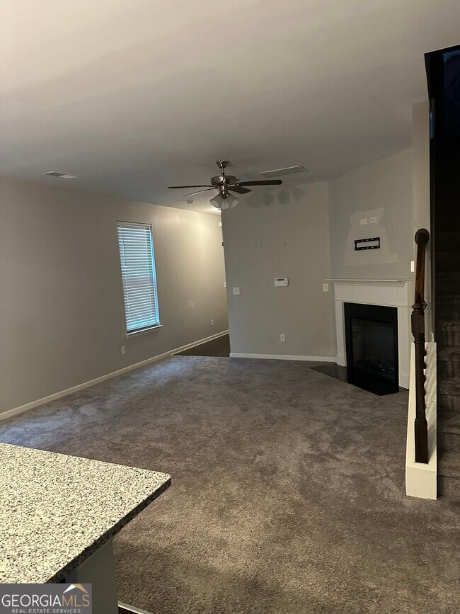 Building Photo - 1565 Potomac Ct