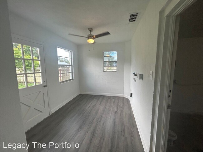 Foto del edificio - 3 br, 2 bath House - 1639 Ridge Ave