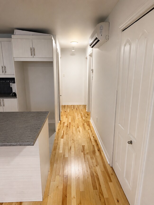 Building Photo - 7350 Av 18E