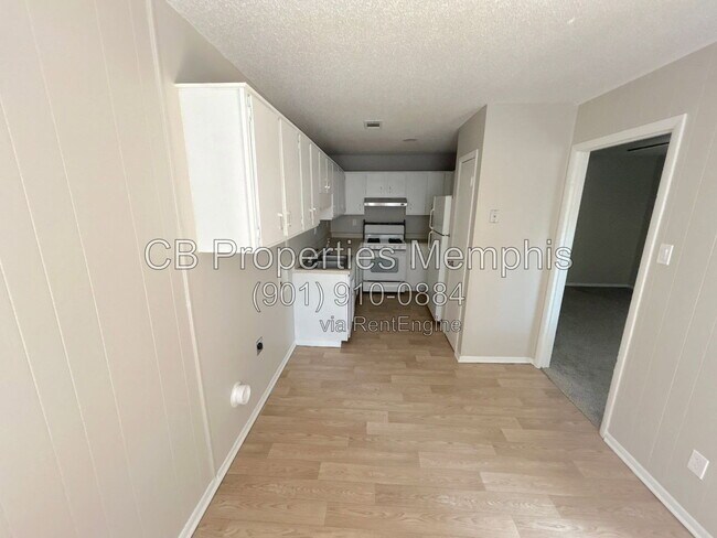 Foto del edificio - 2219 Goldbrier Ln
