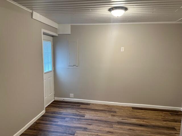 Building Photo - 4033 Pineview Dr NW