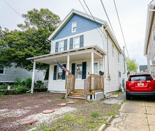 Building Photo - 66 4th St