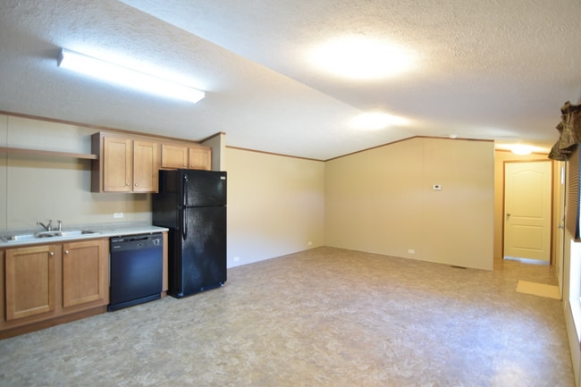 Building Photo - 13304 Harbor Dr