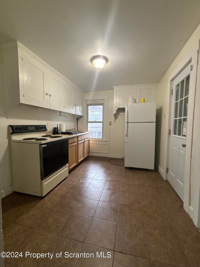 Foto del edificio - 934 Woodlawn St