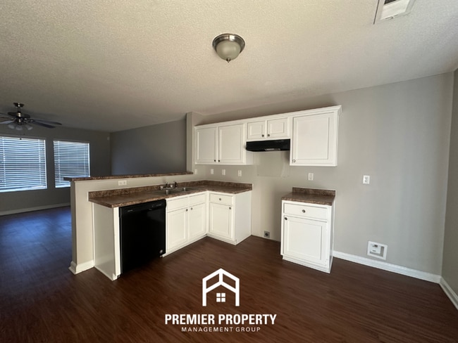 Building Photo - Modern 2-Story 3BR/2.5BA Cordova Home | Hardwood Floors & 2-Car Garage