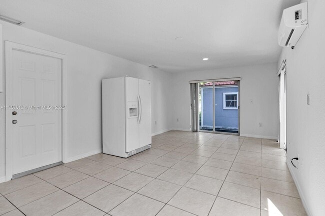 Building Photo - 15251 NW 89th Ave