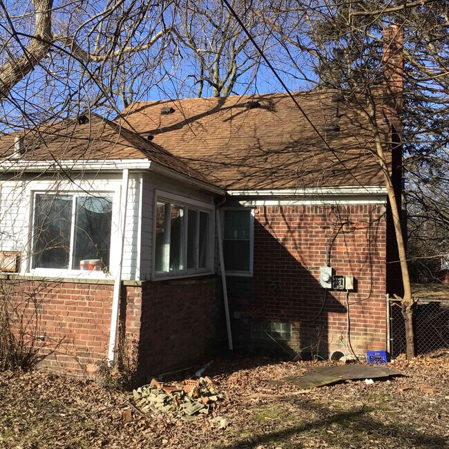 11828 Wayburn St, Detroit, MI 48224 House Rental in Detroit, MI