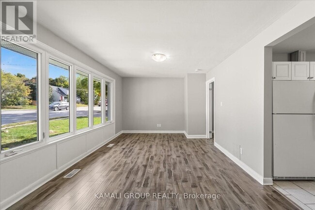 Building Photo - 188 St Vincent St