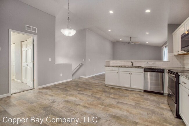 Building Photo - 4 br, 2 bath House - 3054 Ivywood Circle