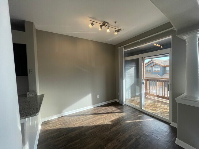 Foto del edificio - 2000 Taylor Ave