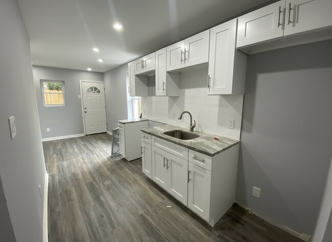 Foto del edificio - 1911 Fontain St