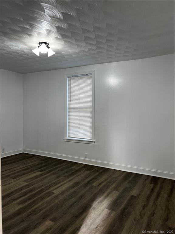 Building Photo - 36 Earle Ave