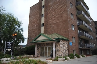 Primary Photo - 85 & 89 Willow Road Apartments