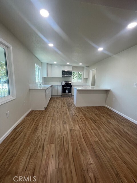 Foto del edificio - 500 S Illinois St