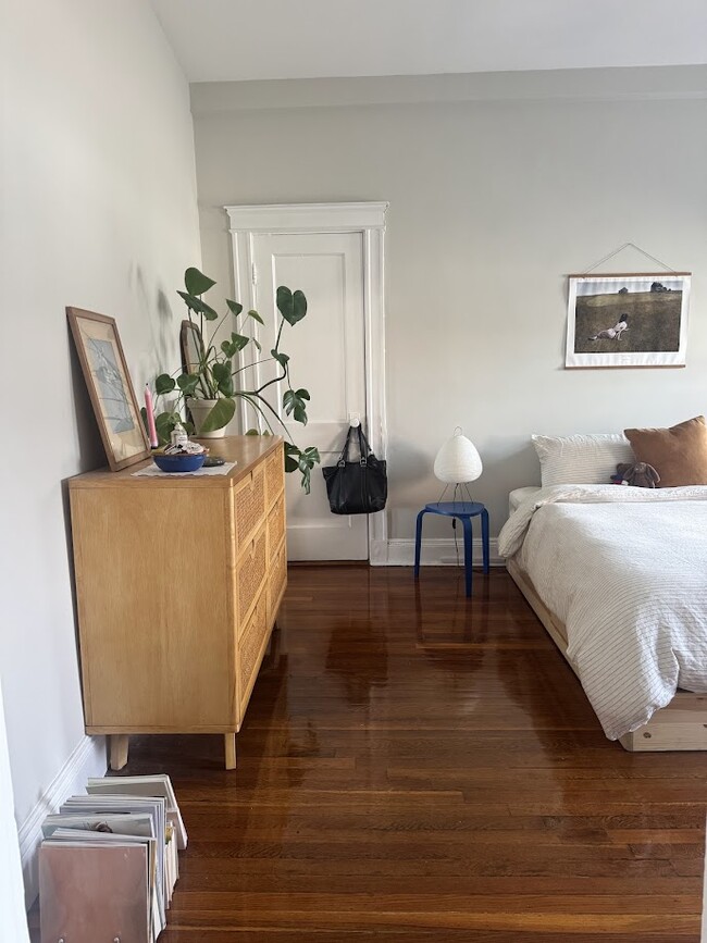 Foto del edificio - 1197 Commonwealth Ave