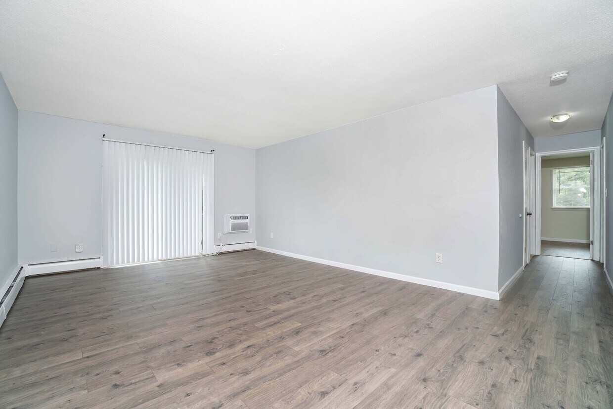 503 Emmett St Unit 13, Bristol, CT 06010 Condo for Rent in Bristol