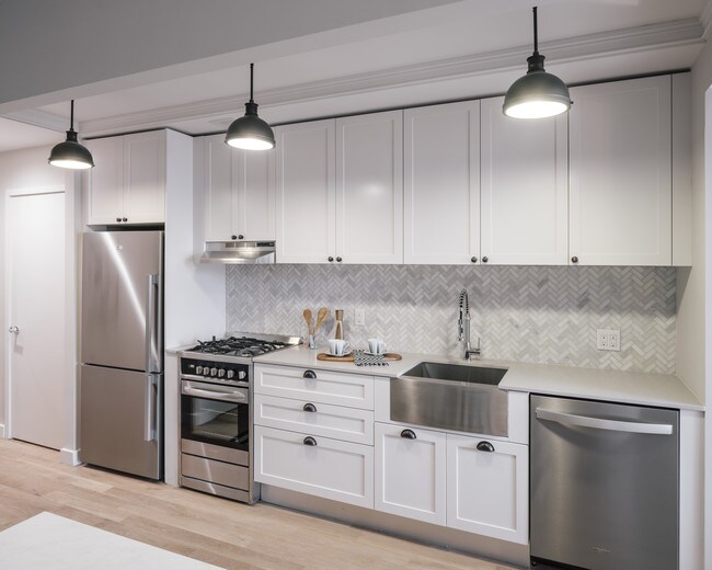 Foto del edificio - 409 Eastern Pkwy