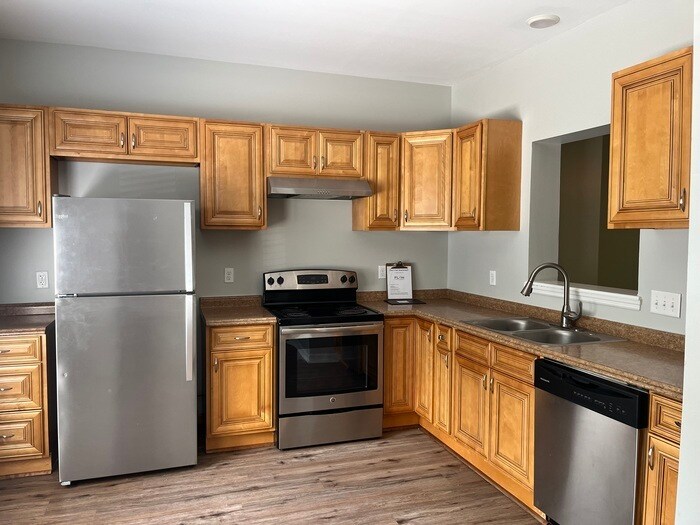 Primary Photo - 3-Bedroom Townhome