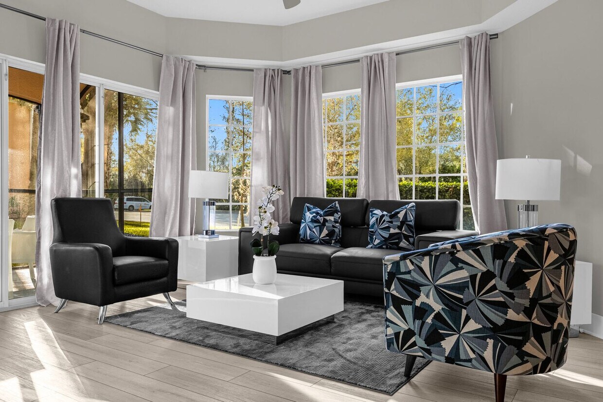 Foto principal - 8774 Worldquest Blvd
