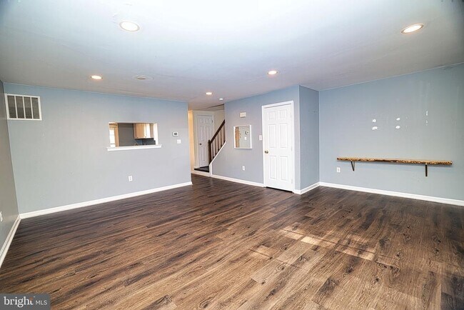 Building Photo - 14436 Whisperwood Ct